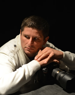 Вече са фоторепортером Дарком Дозетом